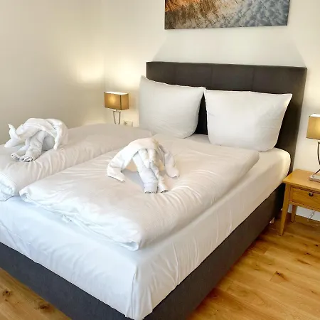 Jenny Jenny - 2 Apartamento *