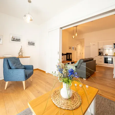 Jenny Jenny - 2 Apartman